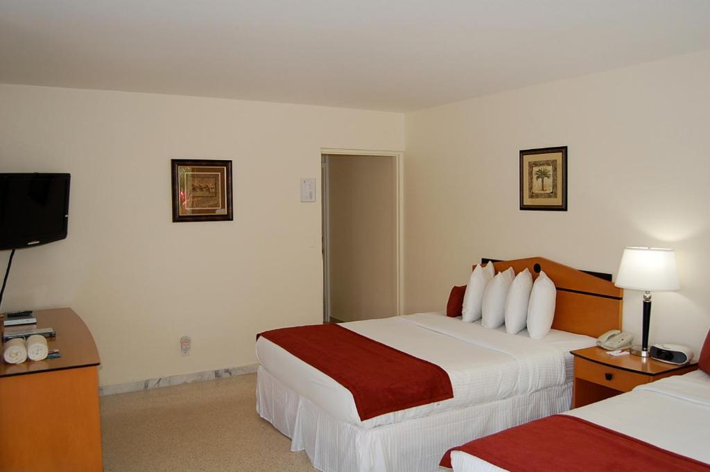 Alcazar Resort- Gay Mens Resort Fort Lauderdale Habitación foto